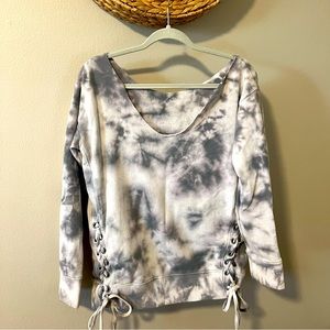 American eagle tie dye laced sweater